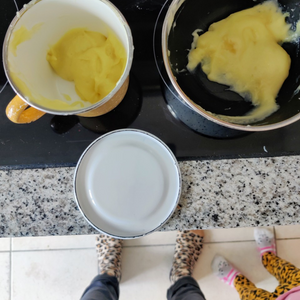 YIV Emaille Becher für Babybrei – einfrieren, auftauen & servieren in einem | BPA-frei, Riess Österreich