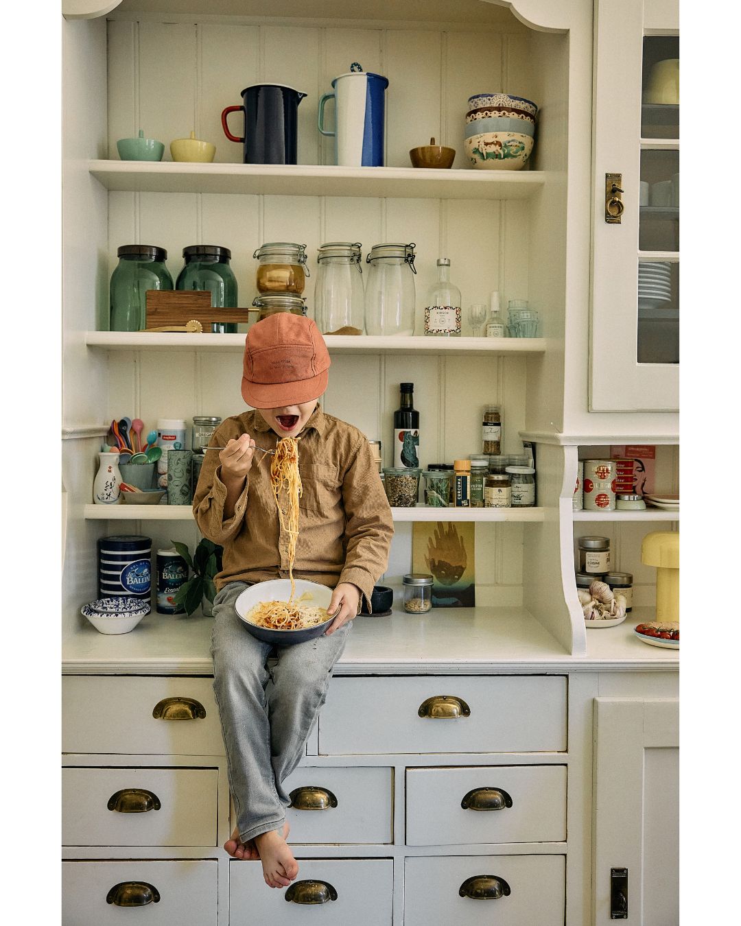 "Emaille Geschirr YIV – nachhaltig, BPA-frei, Schweiz - Spaghetti essen"