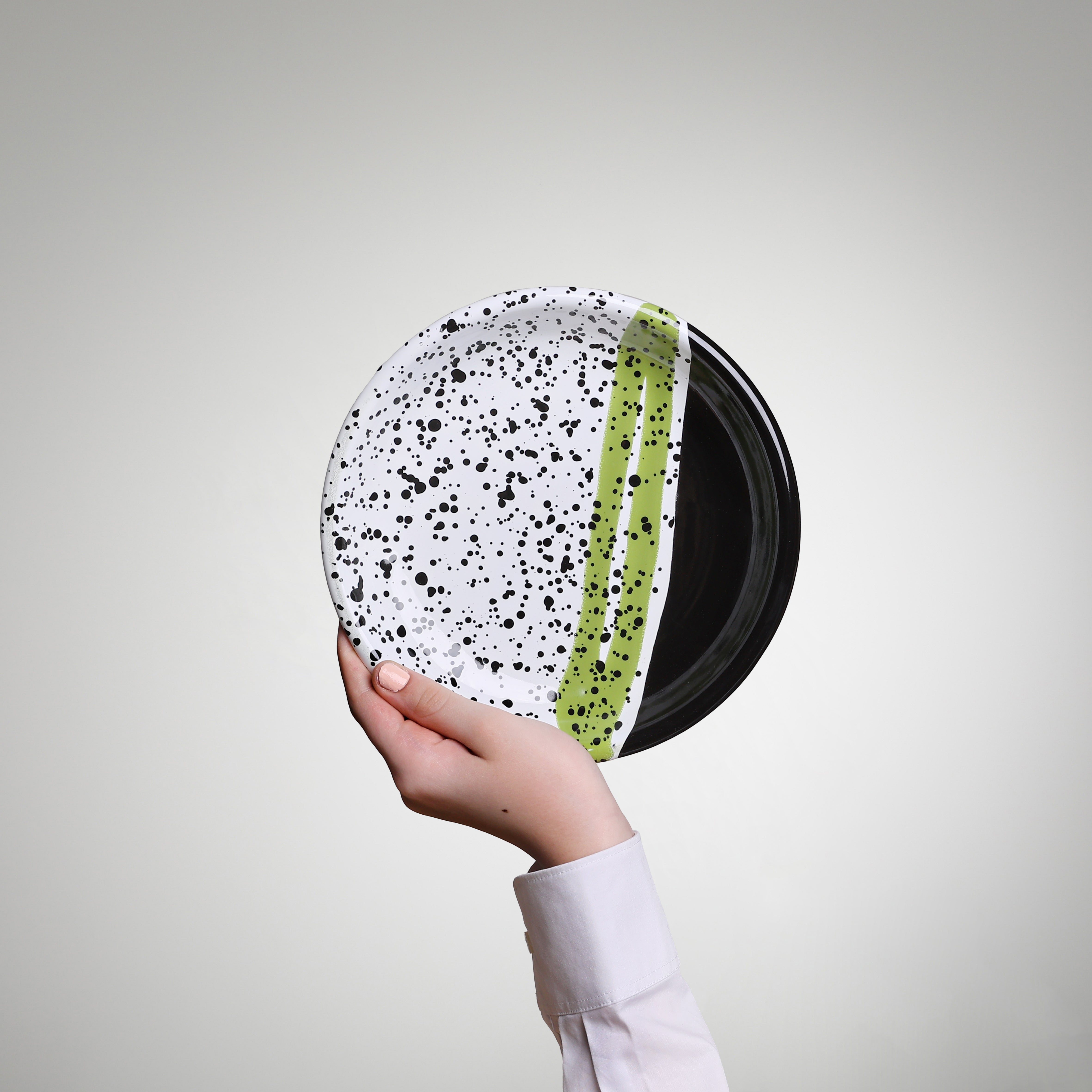 YIV Emaille Teller Ø 18 cm – leichter Zauber Teller, stapelbar & nachhaltig