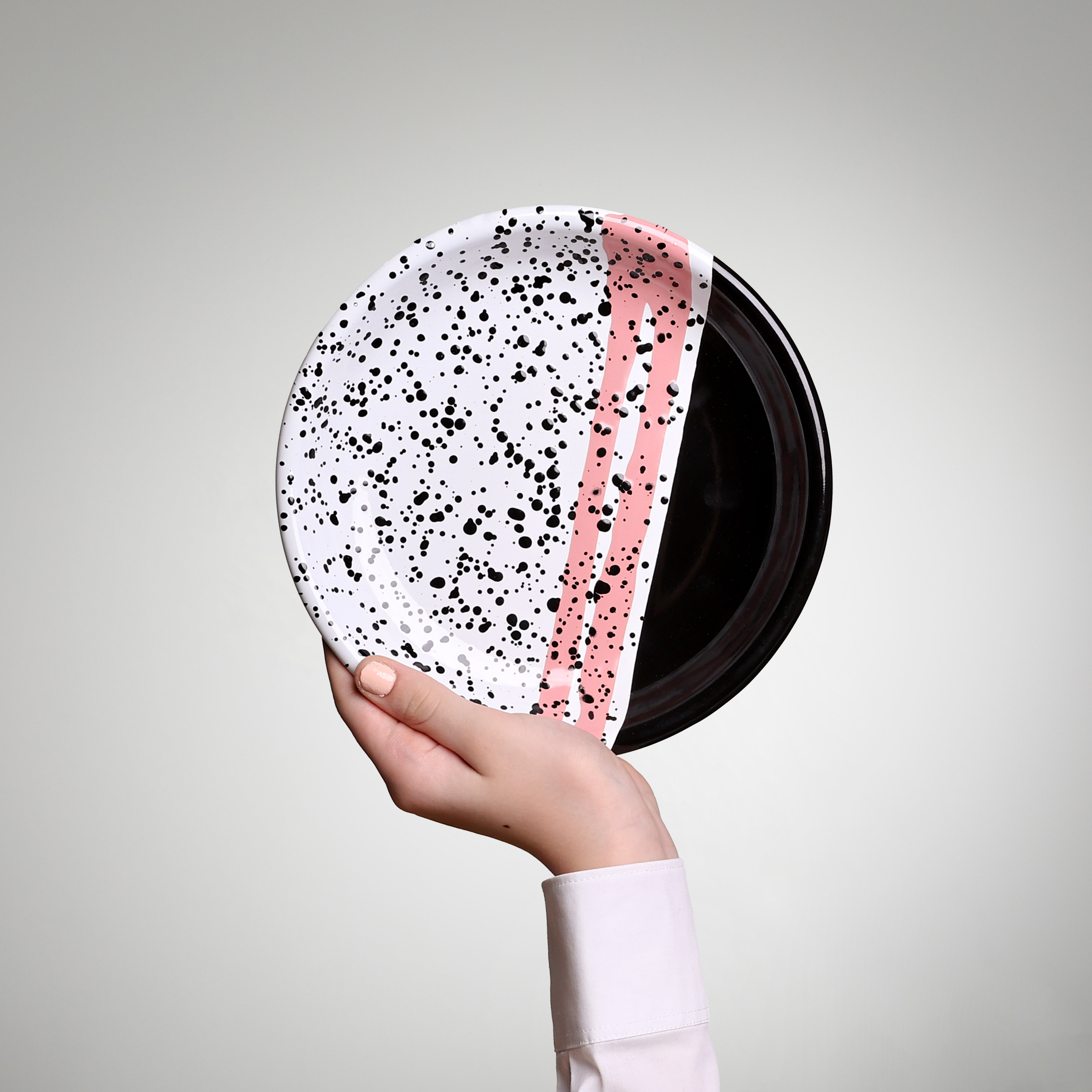 YIV Emaille Teller Ø 18 cm – leichter Zauber Teller, stapelbar & nachhaltig