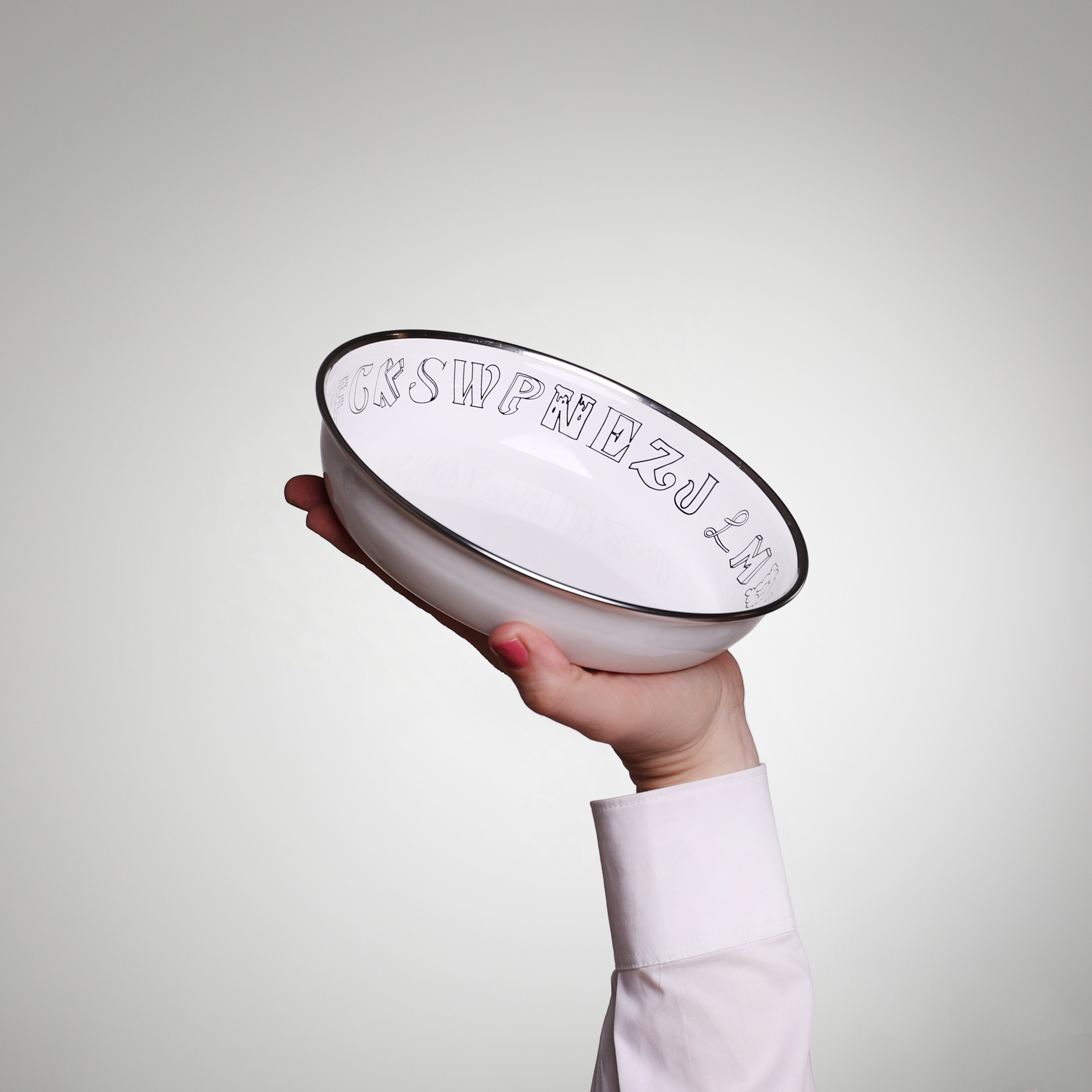 YIV Emaille Teller, Classic – vielseitig, nachhaltig & praktisch Illustration von @bundiboss