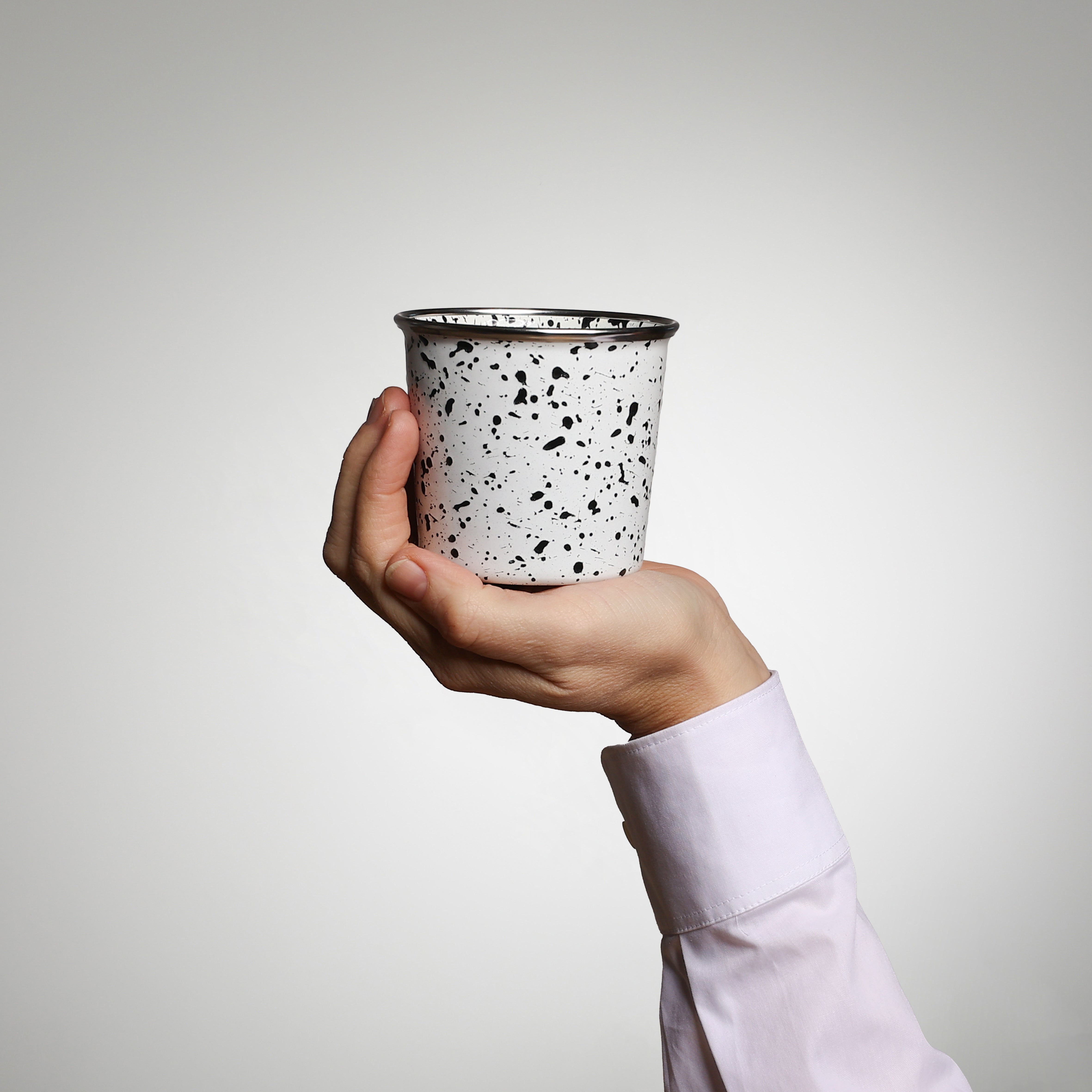 Emaille Becher Set YIV mit Deckel & Band – für Babybrei, Znüni & unterwegs | Riess