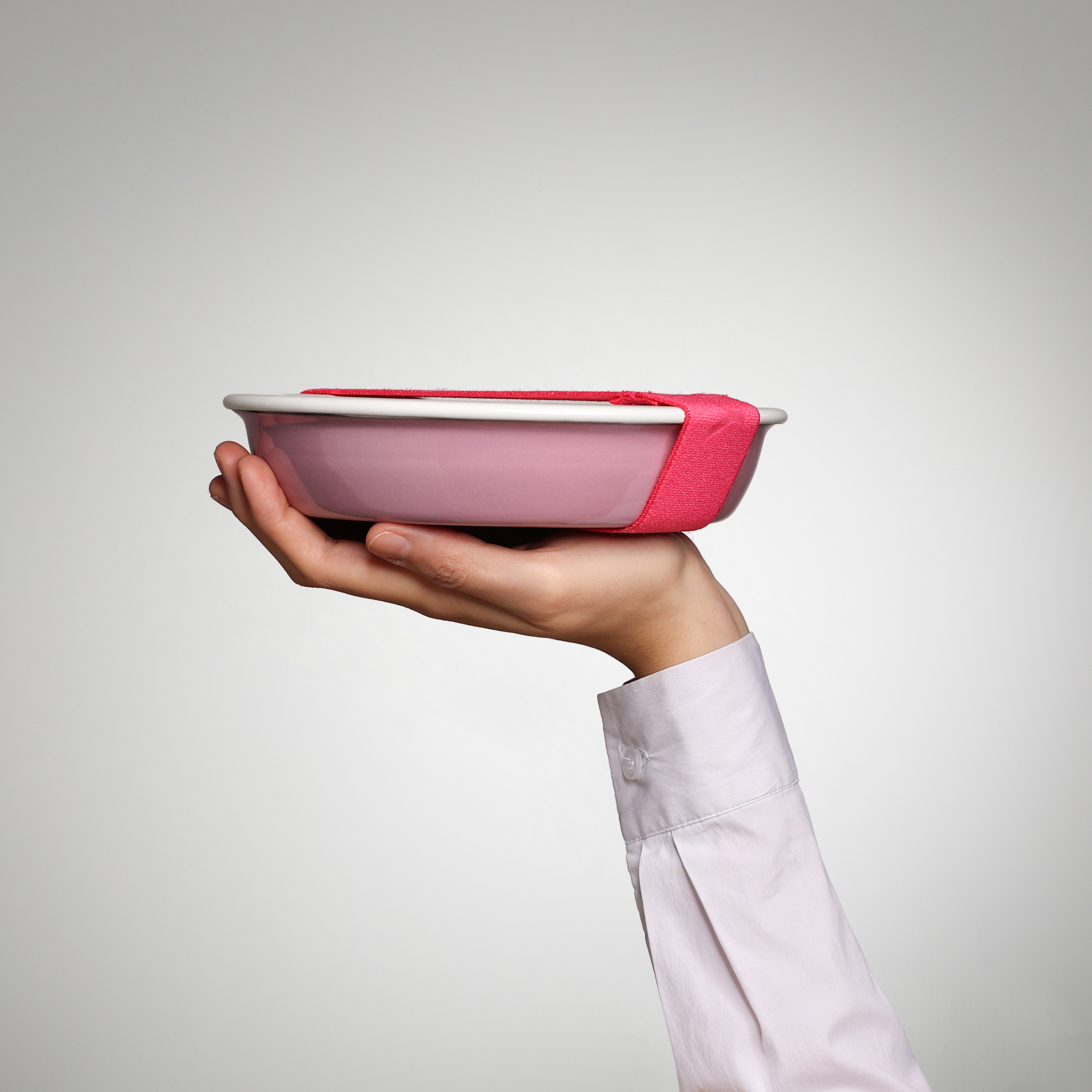 Emaille Teller-Set YIV Ø 20 cm – Teller mit Deckel, Dichtung & Band | Riess Österreich