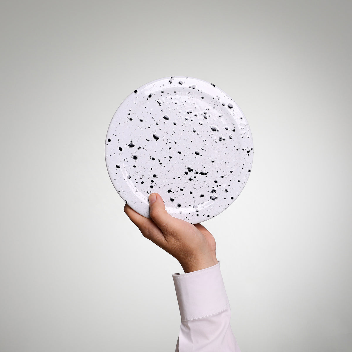 YIV Enamel Lidded Plate Ø 20 cm – versatile, high-quality & stackable