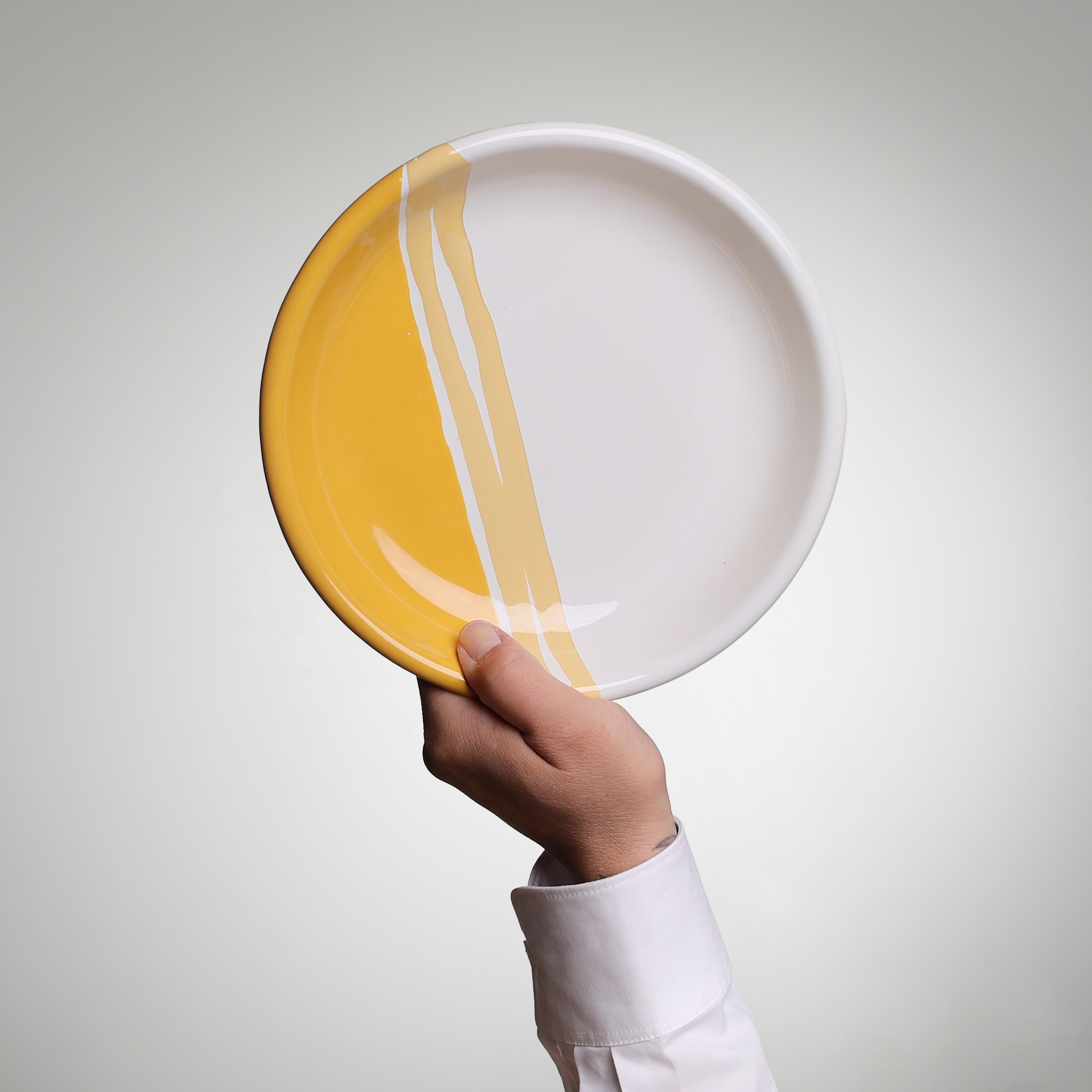 YIV Emaille Teller Ø 18 cm – leicht, handgefertigt & vielseitig für Alltag & Outdoor