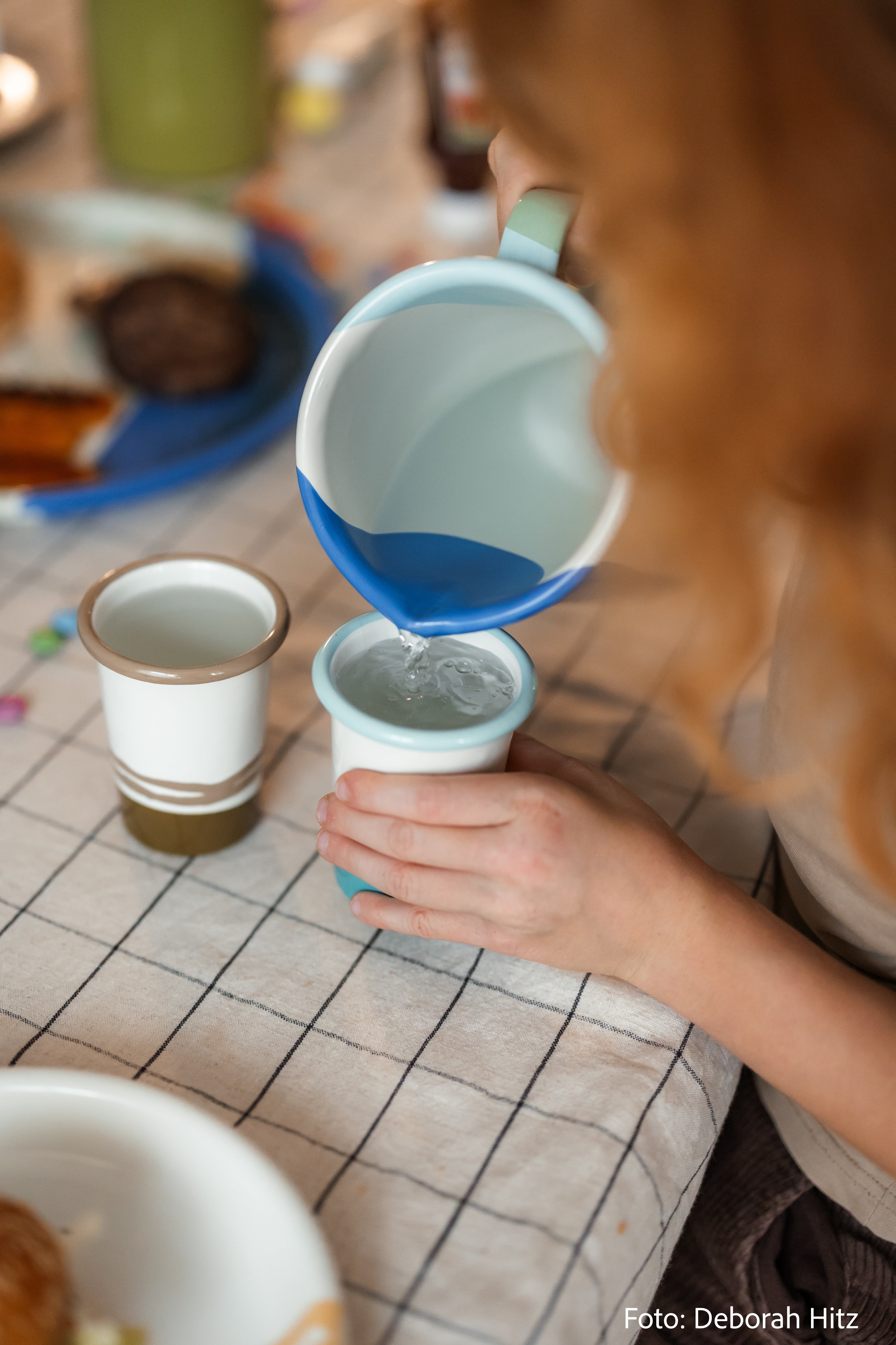 Emaille Krug YIV Halfpipe 1,6 L aus natürlichen Materialien | YIV Emaille Geschirr