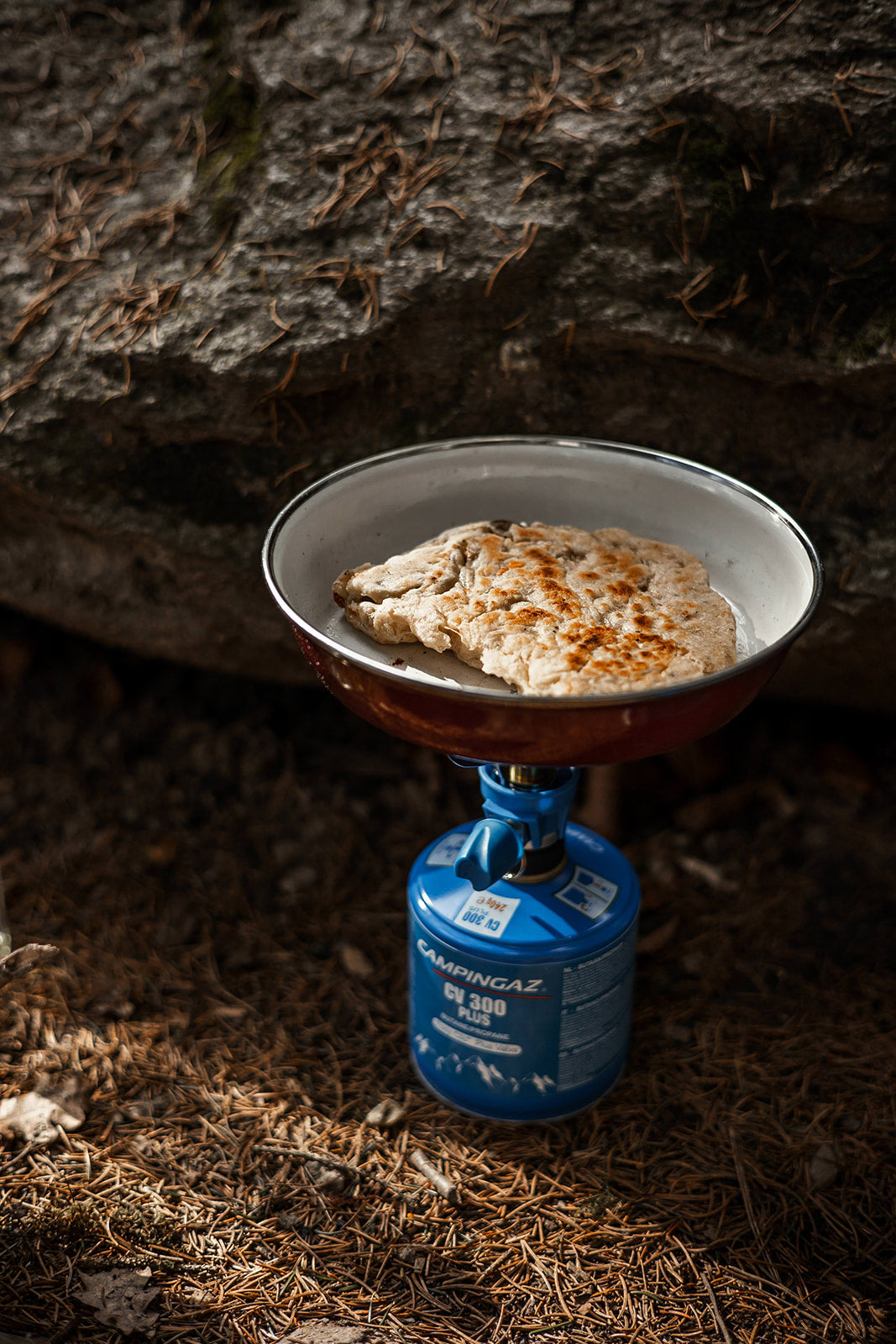 "YIV Emaille Teller  – Outdoor ladenbrot" 