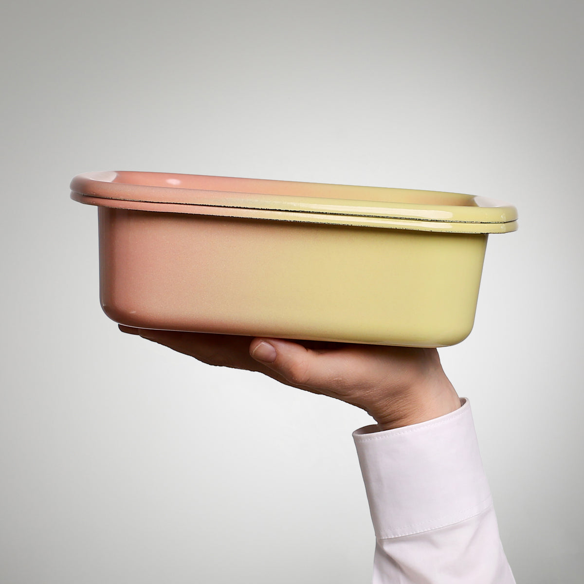 Emaille Multifunktionale Form YIV 22×22 cm – vom Tiefkühlfach in den Backofen | Riess Österreich