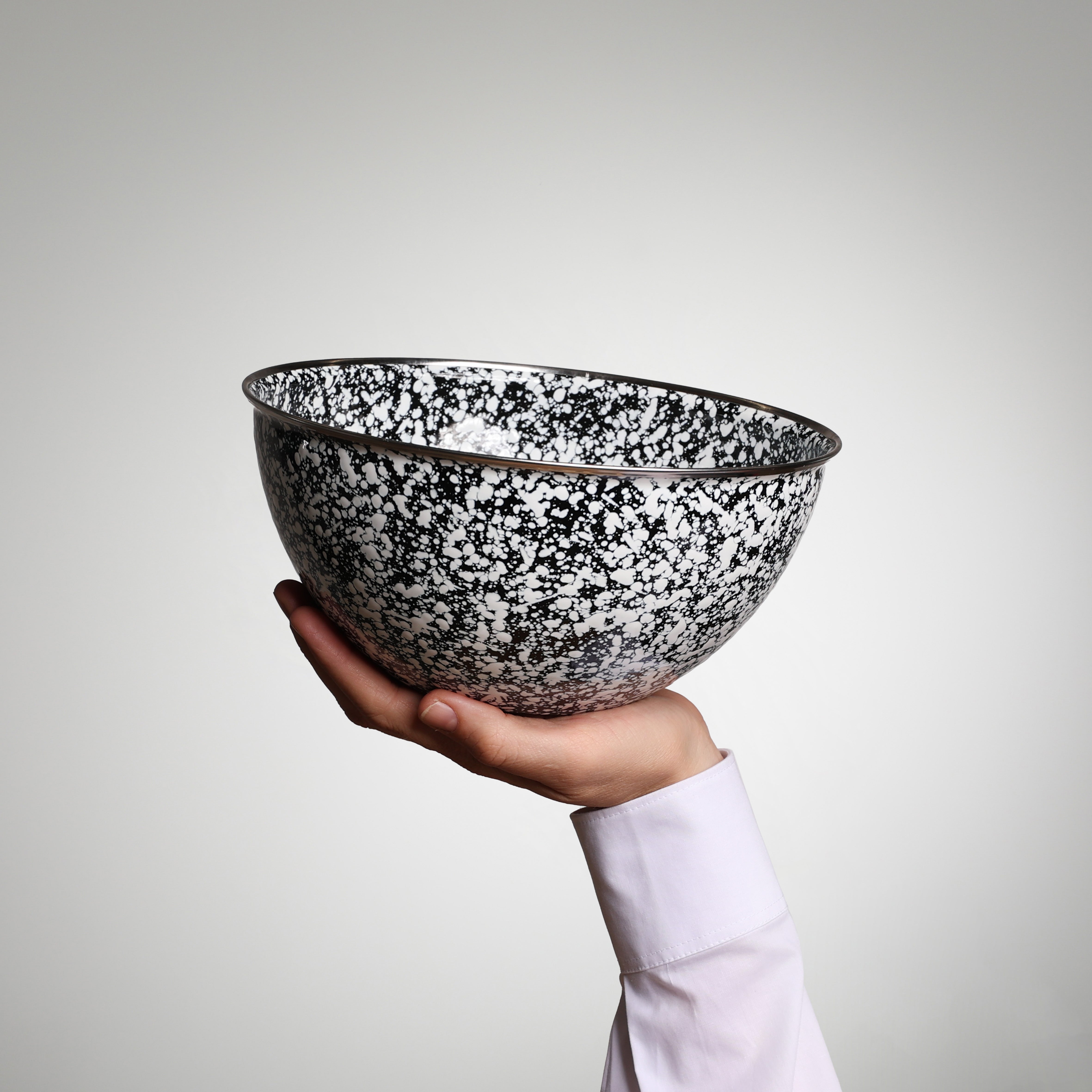 Enamel Bowl YIV alternatively with Lid & Band Ø 22 cm – multifunctional | Riess Austria